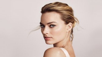 Margot Robbie  Wallpaper Iphone3